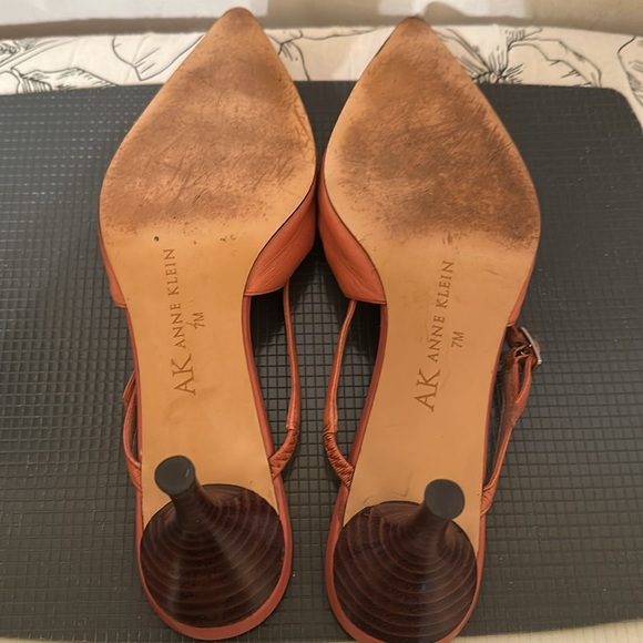 Shoes - Picture 7 of 7